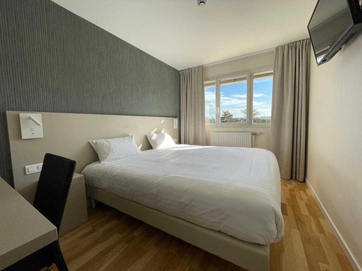 วาลพร์ ลียง Hotel เอกุลลีย์ ภายนอก รูปภาพ