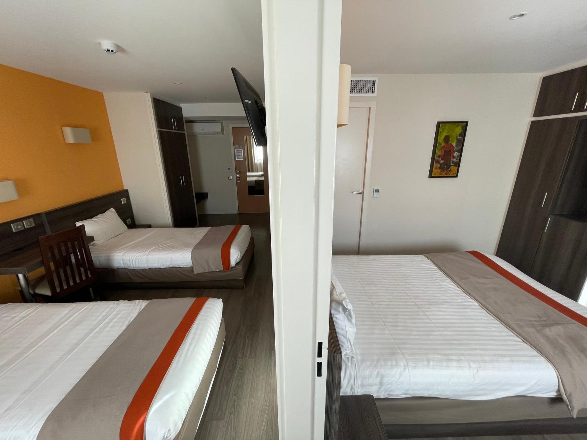 วาลพร์ ลียง Hotel เอกุลลีย์ ภายนอก รูปภาพ